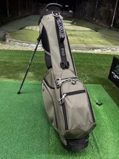軽量キャディバッグ