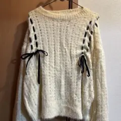 リボン付きアイボリー透かし編みニット M