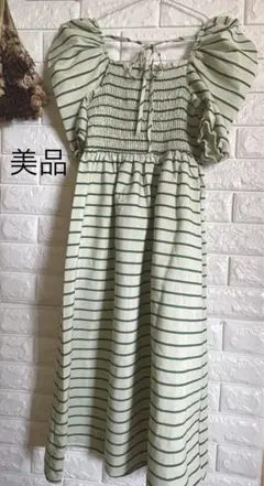 韓国風　パフスリーブ　シャーリング　マキシワンピース