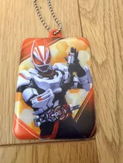 ✨非売品✨映画仮面ライダーギーツ　必勝！Wヒーローキーホルダー
