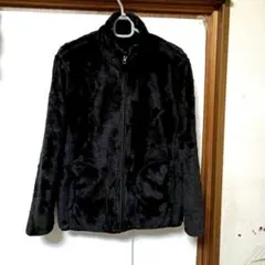 ユニクロ リバーシブルフリースジャケット(ユニセックスでも)しっかり生地厚手