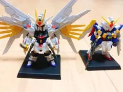 FW マイティーストライクフリーダム ／ ウイングガンダム　コンバージ