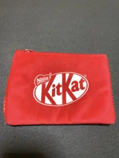 エチュードハウス　キットカットコラボポーチ