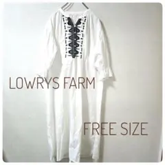 LOWRYS FARM　刺繍入りホワイト長袖ワンピース F サイドスリット