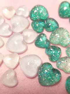 No.334 レジンカボション 大 小 ぷっくりハート型 デコパーツ 24個