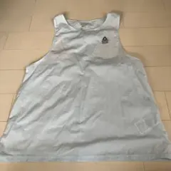 Reebok タンクトップ 薄い水色　透け感ありMサイズ
