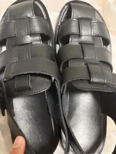 COS レザースリングバックサンダル ブラック - メルカリ