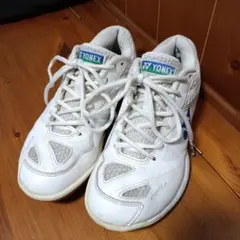 ヨネックス パワークッション65Z4 23.5㎝ 中古 新品 23.5cm ヨネックスパワークッション 65Z ワイド バドミントン