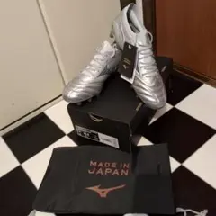 Mizuno Morelia Neo 4 β ギャラクシーシルバー - メルカリ