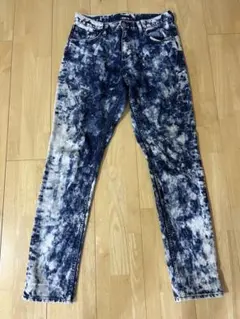 Item thumbnail for item 32d055e9-805a-4329-8f99-3b1cb8b24173