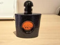 未使用に近い【イブサンローラン】ブラックオピウム オーデパルファム 50ml