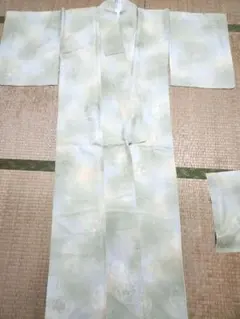 逸品 しつけ糸付き 白大島 大島紬 菊尽し 身丈163cm 裄丈65.5cm - メルカリ