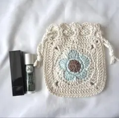 【お花巾着ポーチ】ハンドメイド/かぎ針編み/小物ケース