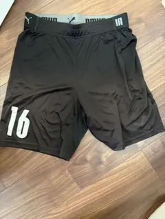 サッカー　PUMA ブラック ハーフパンツ M