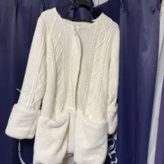 CECIL McBEE ホワイト フリースカーディガン