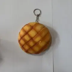 メロンパン スクイーズ キーホルダー 低反発