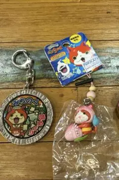 妖怪ウォッチ　キャラクターグッズ　2セットのサムネイル