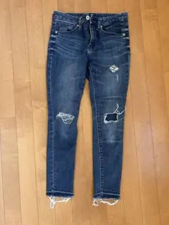 GU スキニーデニム ダメージ加工 Sサイズ