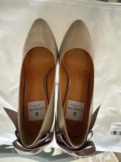 LANVIN ベージュ リボン付きパンプス【最終値下げ】のサムネイル