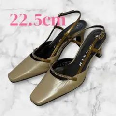 RIZ 22.5cm ベージュ スクエアトゥパンプス❤️