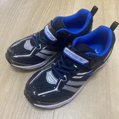 【新品未使用】瞬足 スニーカー 22.5cm ブラック/ブルー