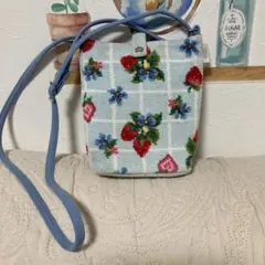 フェイラー　ストロベリーフィールドプティ　ショルダーバッグ ブルー