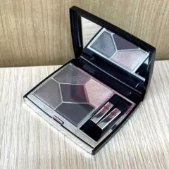 ☆Dior アイシャドウ　サンククルールクチュール599