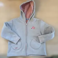 ファミリア　パーカー