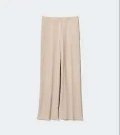 【UNIQLO】プリーツストレートパンツ