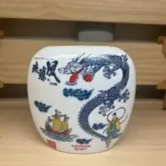 青いドラゴンの陶器花瓶