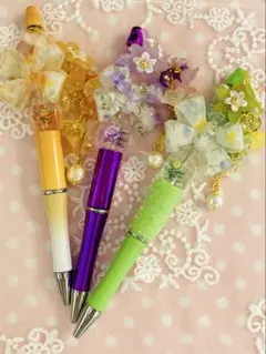 yellow green⁑春満開✿オリジナルカスタムボールペン⁑小花チャーム付き