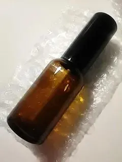 遮光　ガラス瓶　スプレーボトル　30ml　4個セット　送料無料
