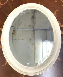 イタリア製 壁掛けミラー 鏡 薄クリーム系 木製ミラー アンティーク調 オーバル