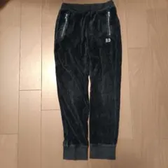 美品RAD CUSTOMブラックパンツ サイズ130♡ブランド名刺繍有り