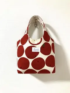 ハンドメイド　トートバッグ　りんご柄