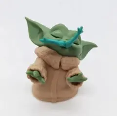 グローグー ベビーヨーダ マンダロリアン　スターウォーズ　フィギュア