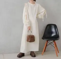 【大人気美品】Kastane カスタネ 袖スリットワンピース リボン アイボリー