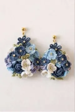 ハンドメイド 花モチーフ ピアス 青系
