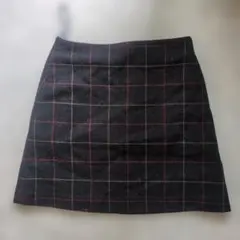 UNIQLO チェック柄 タイトスカート ブラックのサムネイル