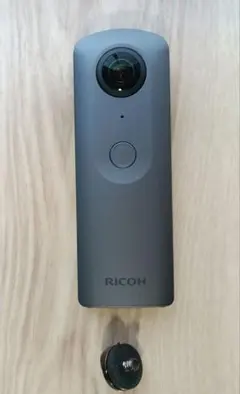 RICOH THETA V 本体 カメラネジ付き - メルカリ