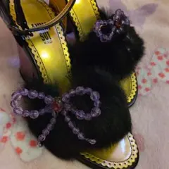 最終値下げです！ANNA SUI アナスイファー ビーズリボンサンダル♡のサムネイル
