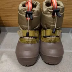 mont-bell 子ども用スノーブーツ ベージュ