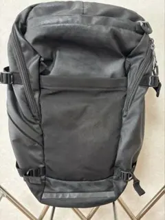 デサント エアロストリーム バックパック 22L 通気背面パッド 中古 キズあり