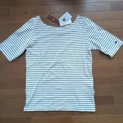新品未使用　Champion 白黒ボーダーTシャツ