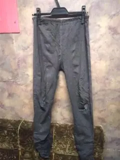 黒 スキニーパンツ ゴムウエスト