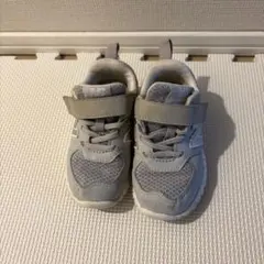 ニューバランス　14センチ　グレー