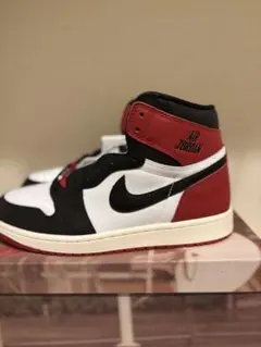 Nike MAG シューズ 新品未使用 バック・トゥ・ザ・フューチャー」のスニーカー「Nike Mag」が