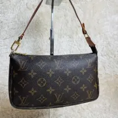 美品✨　LOUIS VUITTON モノグラム ポシェット アクセソワールのサムネイル