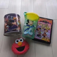 ディズニー　ユニバ　お菓子空缶　3個　ランチボックス