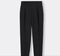 ジーユー テーパードパンツ